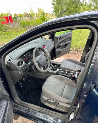 Ford Focus cena 6100 przebieg: 268026, rok produkcji 2007 z Legionowo małe 137